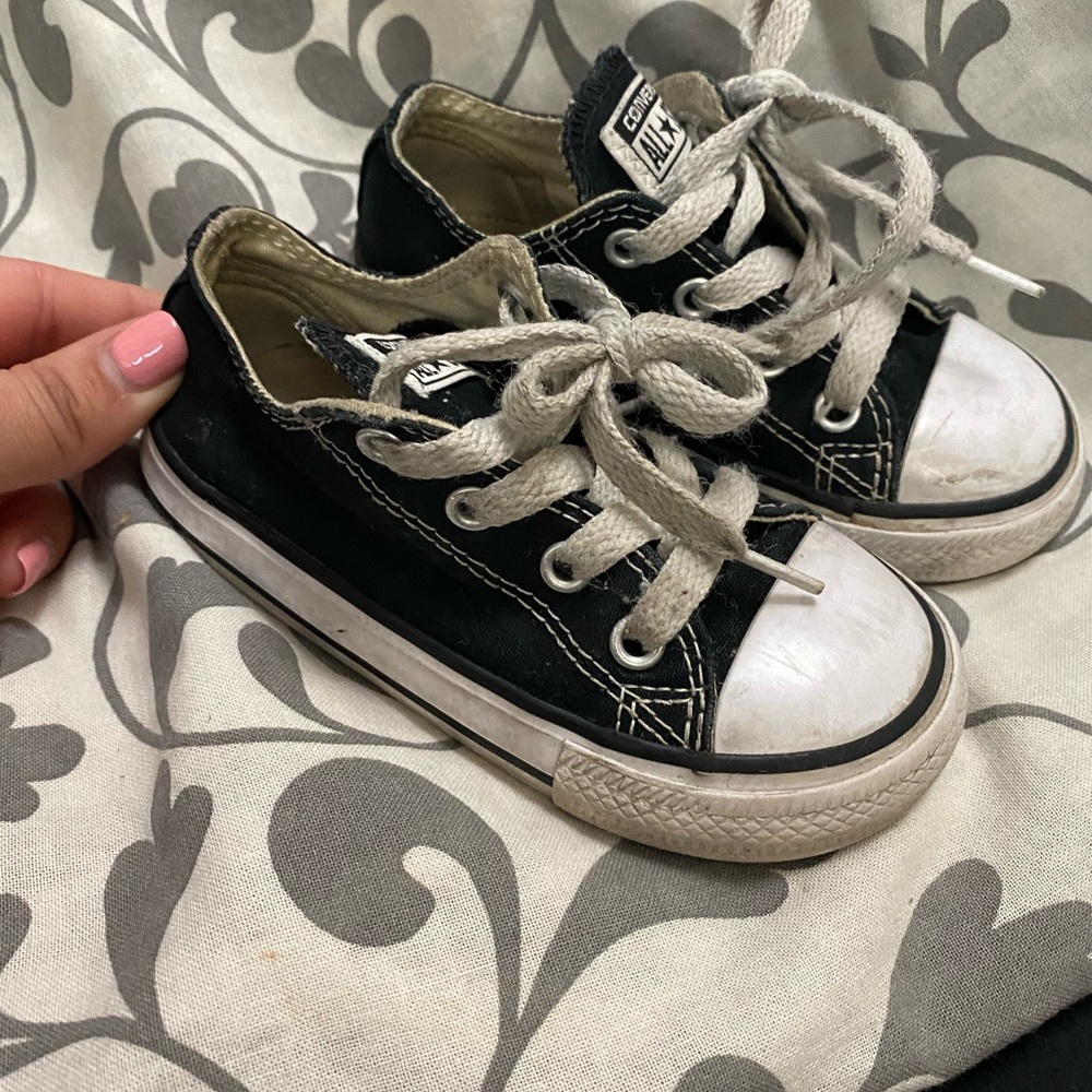 Converse size 7c